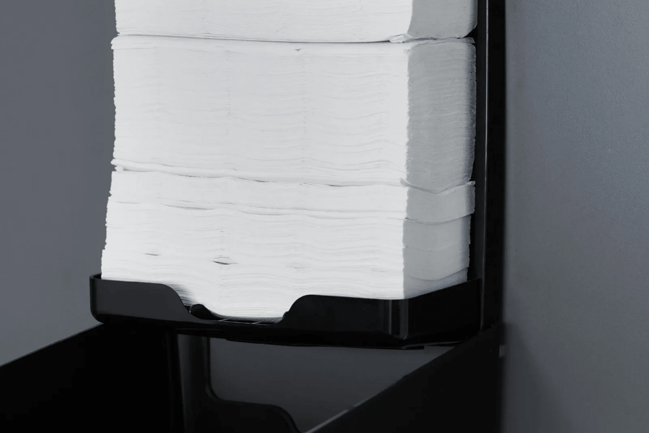 SemyTop Handtuchpapierspender, Maxi, für V-Falz, schwarz matt